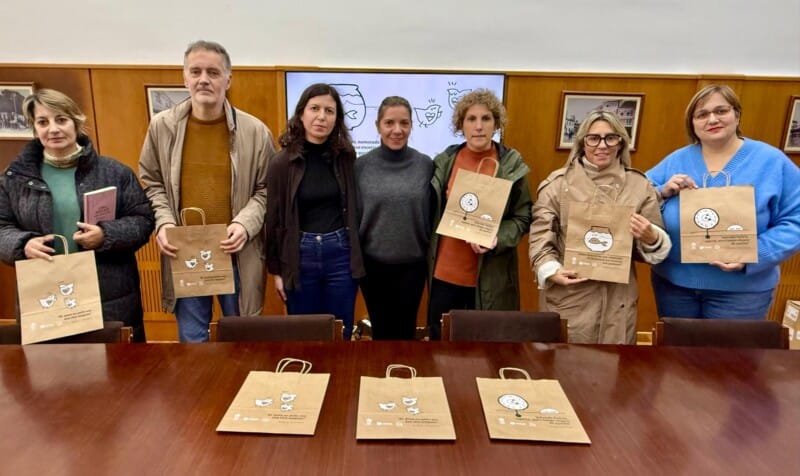 Bolsas de Avelina Valladares para os libros deste Nadal