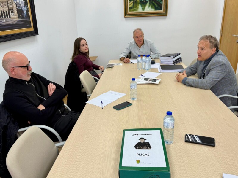 Iria Collazo López gana el Premio Manuel García Barros con «A espera»